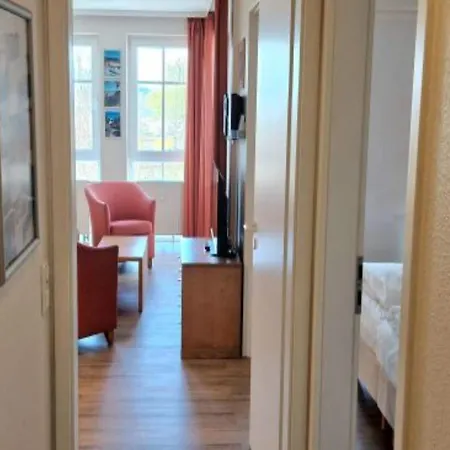 Urlaub Auf Ruegen Nahe Und Erlebnisbad Apartment